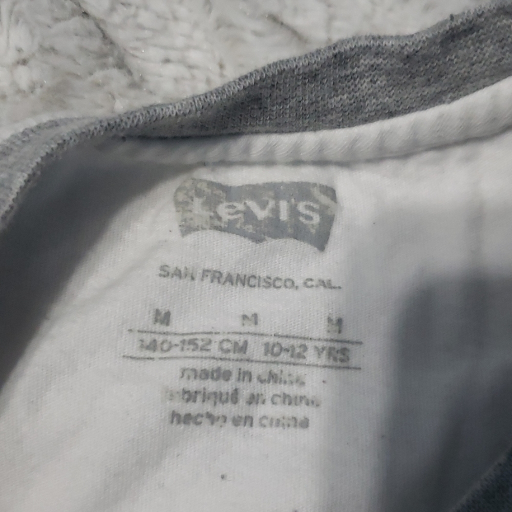 Boys Levi's short sleeve tshirt tee white medium - Picture 2 of 2